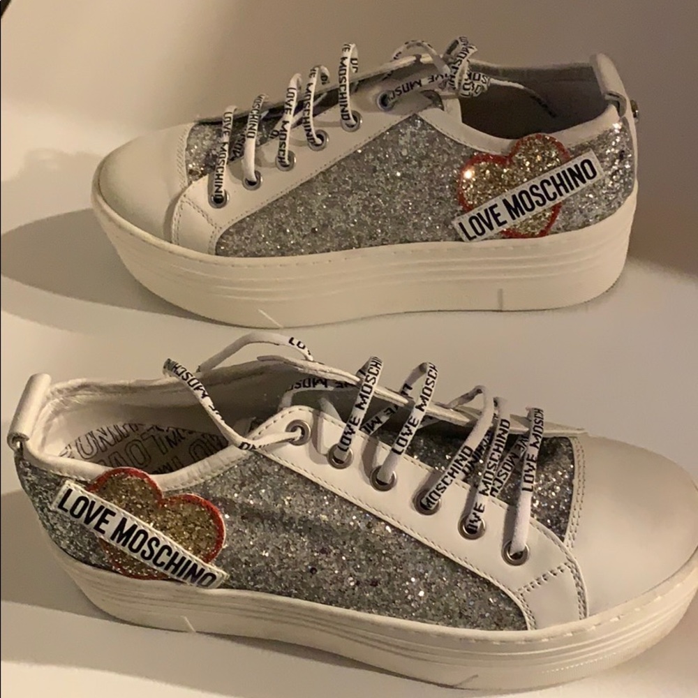 Love Moschino platform